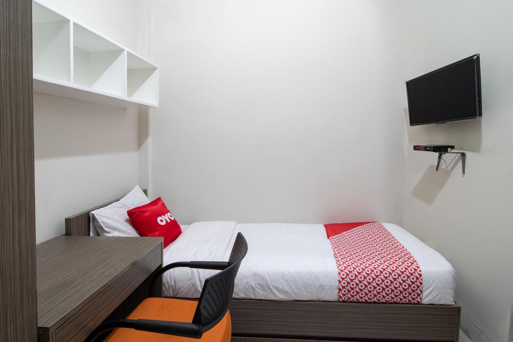 Oyo 3253 Sofia Residence Telukjambe 外观 照片