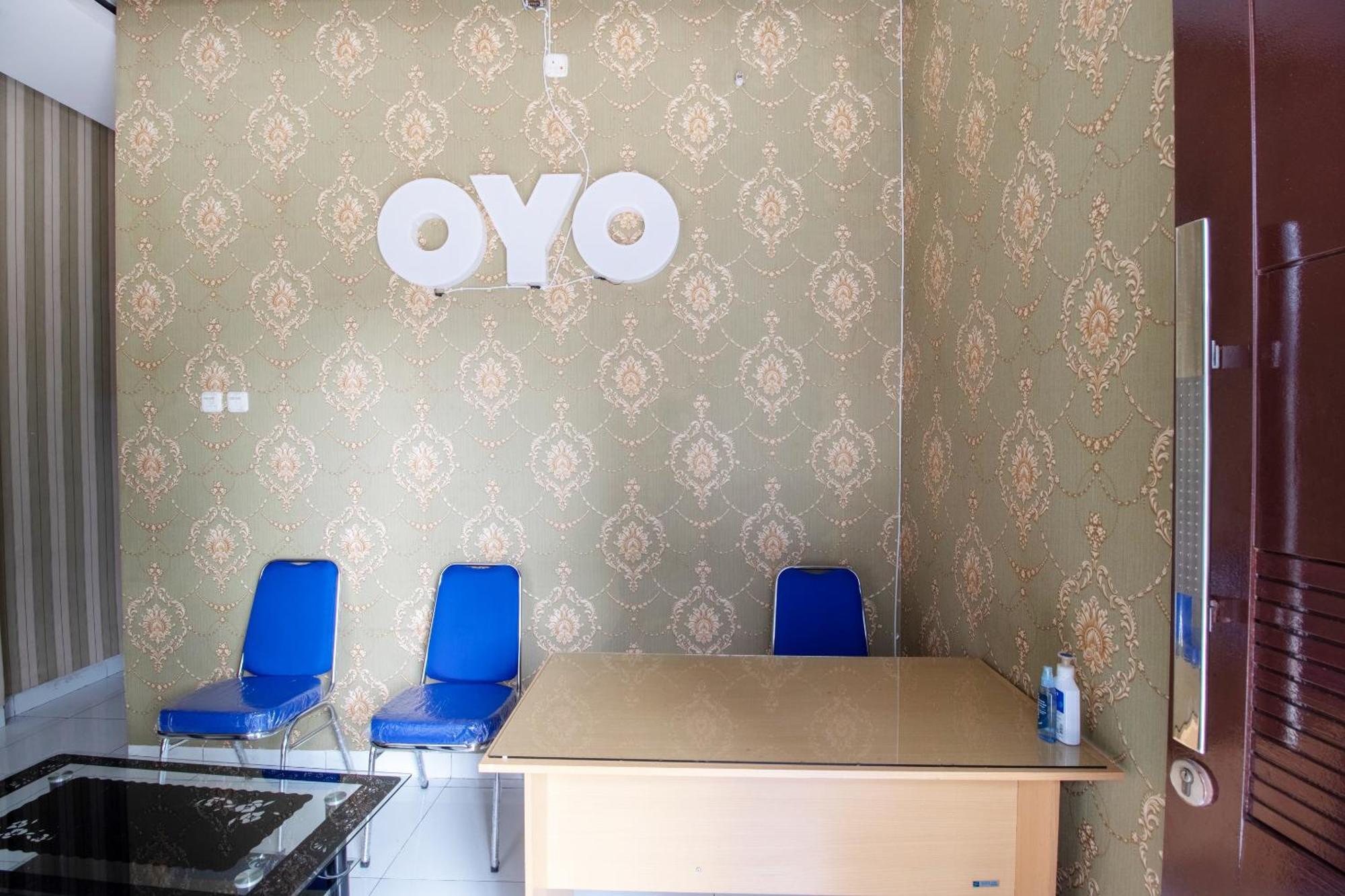 Oyo 3253 Sofia Residence Telukjambe 外观 照片