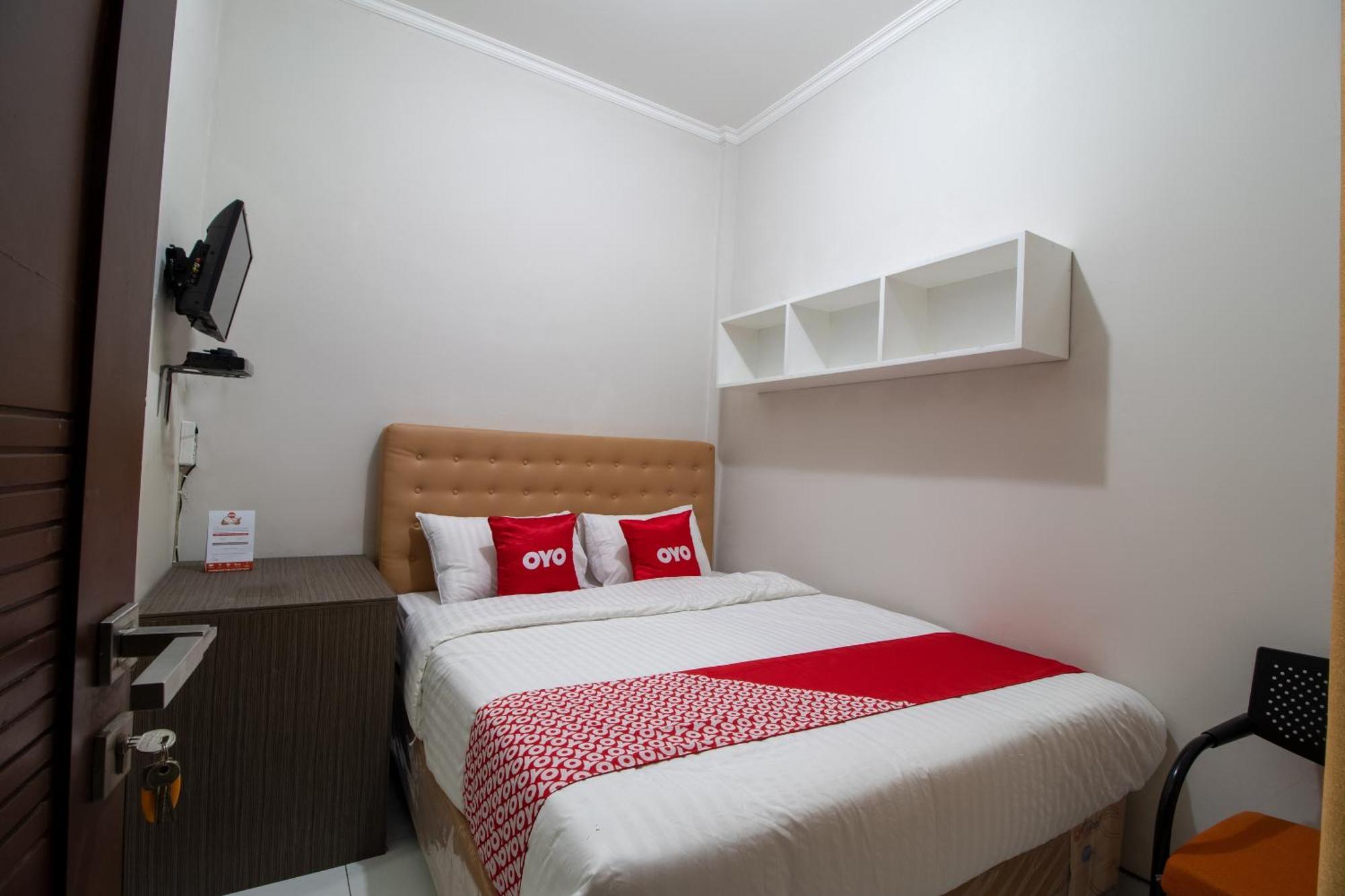 Oyo 3253 Sofia Residence Telukjambe 外观 照片