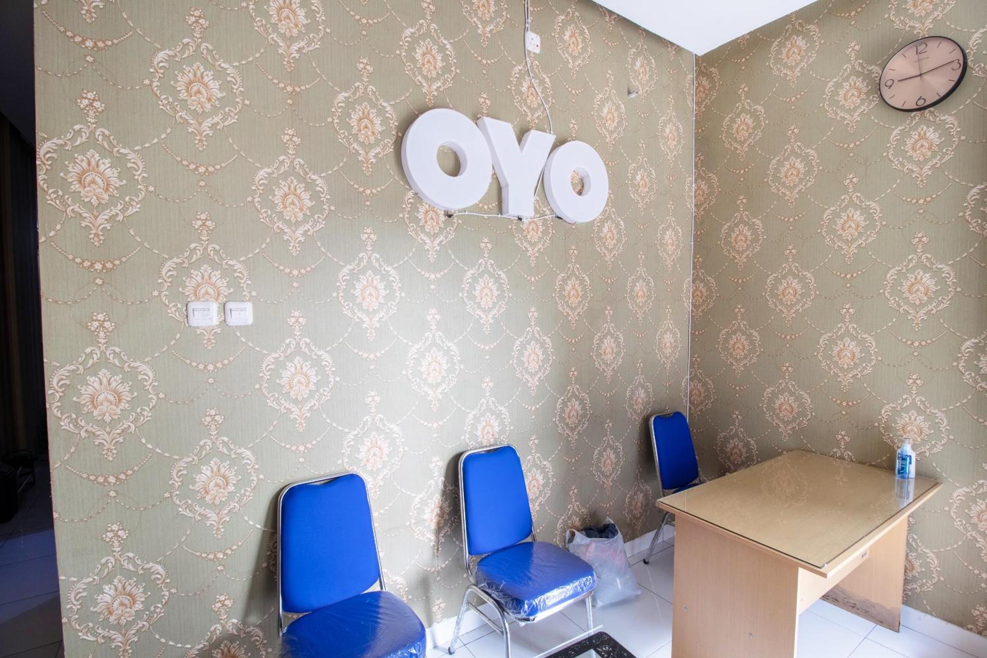 Oyo 3253 Sofia Residence Telukjambe 外观 照片